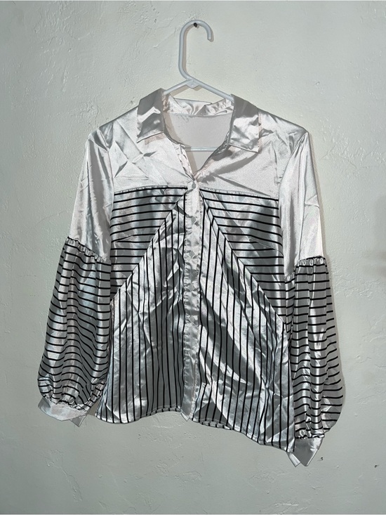 Tops - Unique Striped Shiny Satin Button-Front Dress Shirt Blouse Puff Sleeve Women’s S